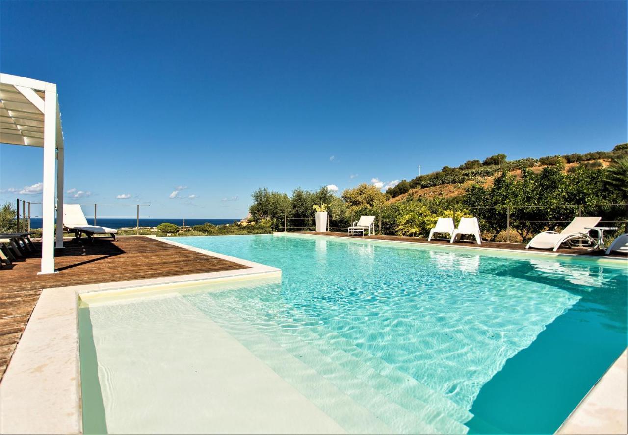Villa Maria Una Finestra Sul Mare Valderice Exterior photo