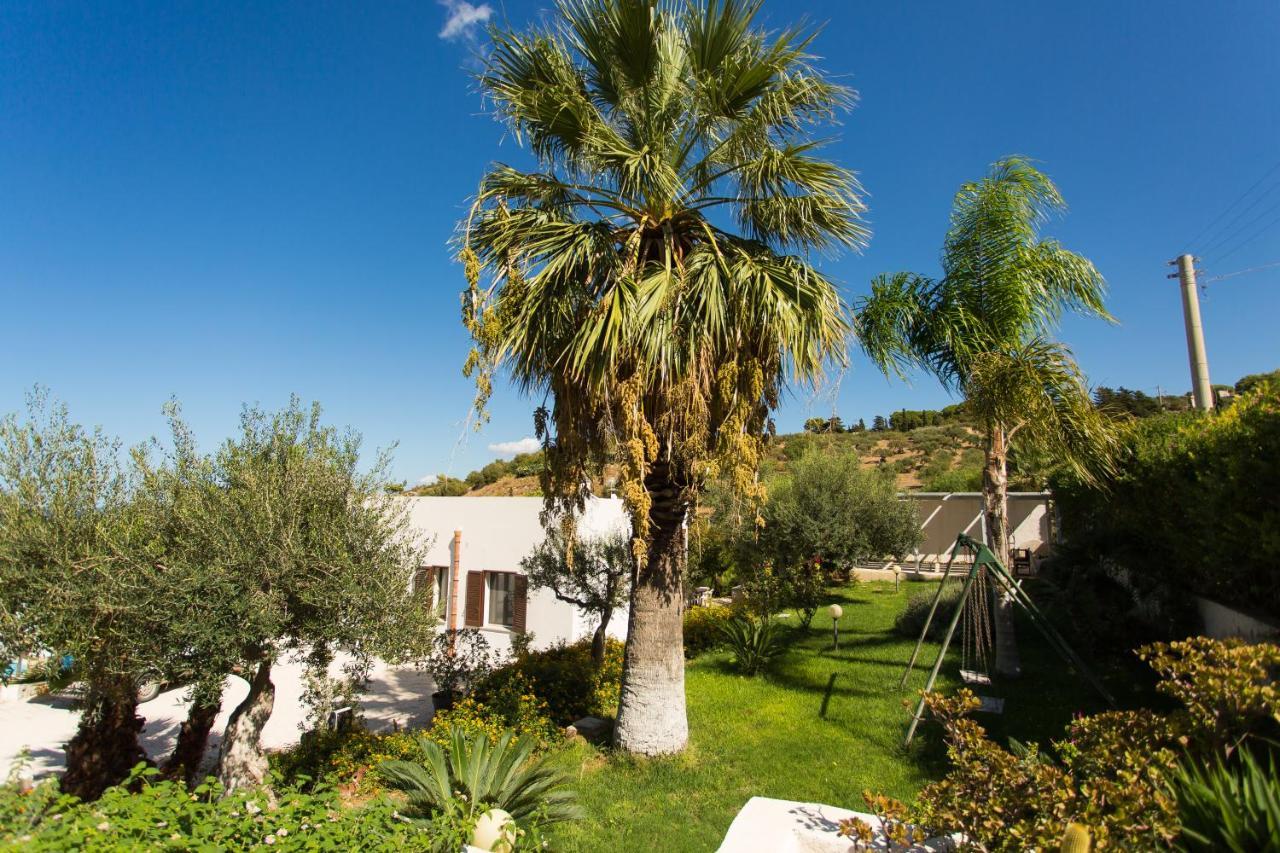 Villa Maria Una Finestra Sul Mare Valderice Exterior photo